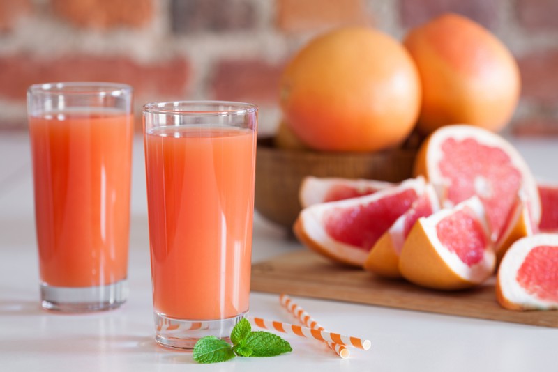  suc si felii de grapefruit