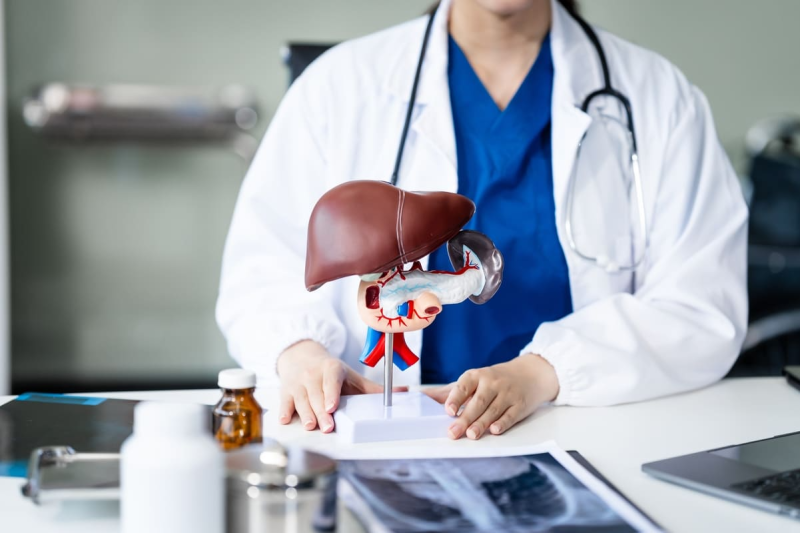 medic explica ce inseamna hepatita B