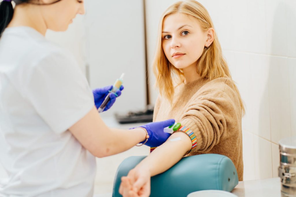 recoltarea probelor de sânge pentru diagnosticarea hepatitei autoimune